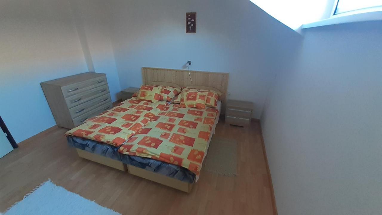 Patri Apartmanhaz Keszthely Exterior photo