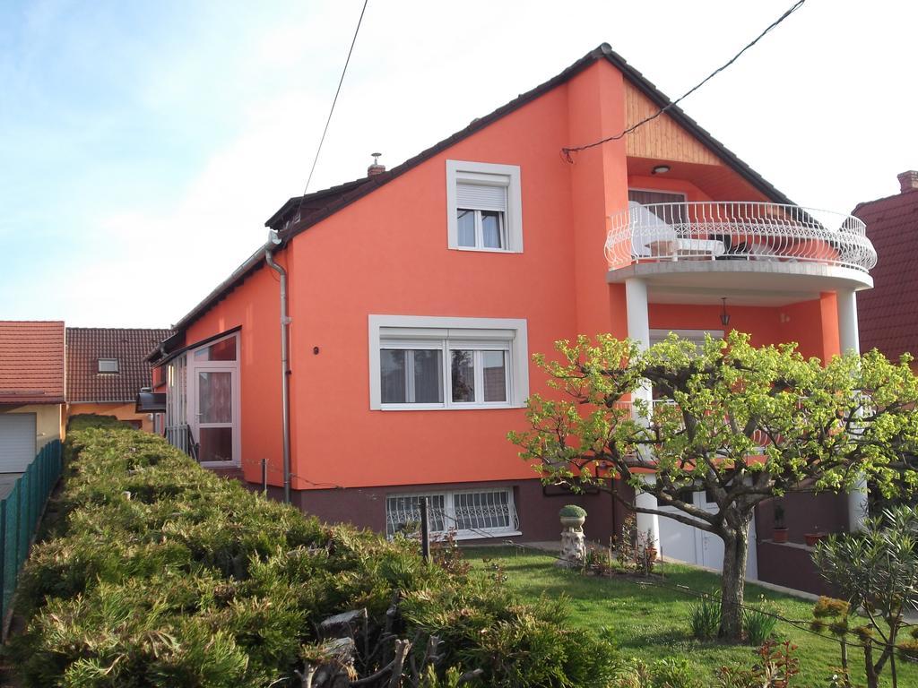 Patri Apartmanhaz Keszthely Exterior photo